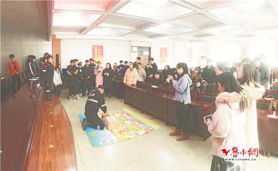 百余名春运志愿者参加岗前培训 有意向参加志愿服务的青年朋