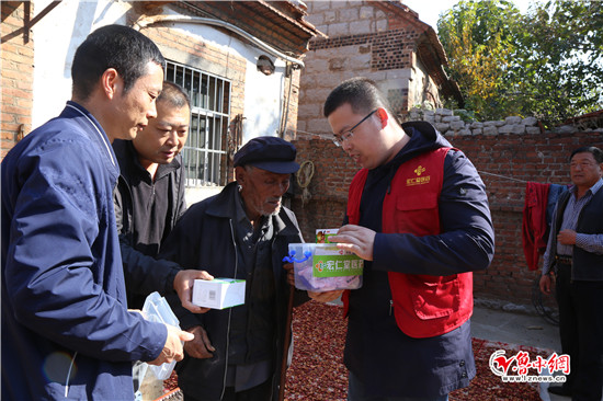 博宏仁堂到淄川罗圈峪村开展爱心送医送药公益活动