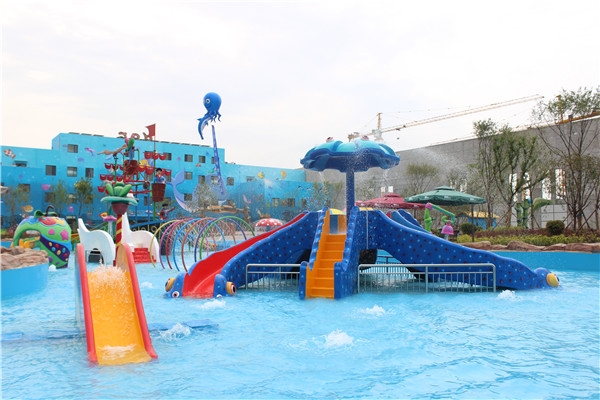 鲁中顶级水乐园 开启狂欢嘉年华 红莲湖885水世界盛大开园酷爽今夏